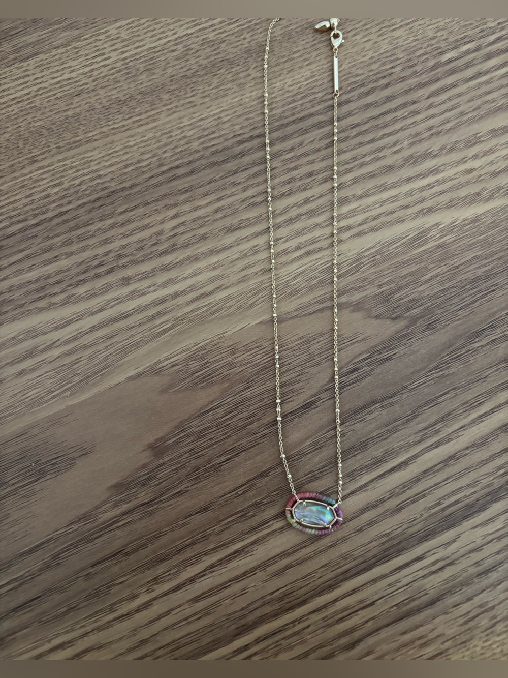 Kendra Scott necklace